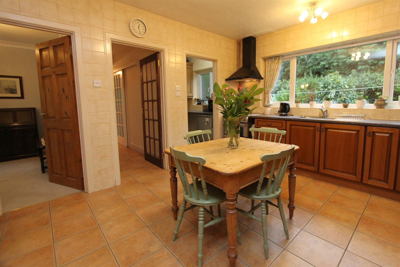 3 bed property in Chaddesley Road, Kidderminster